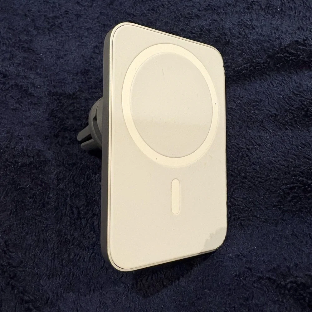 Belkkn Magsafe Car Vent Mount